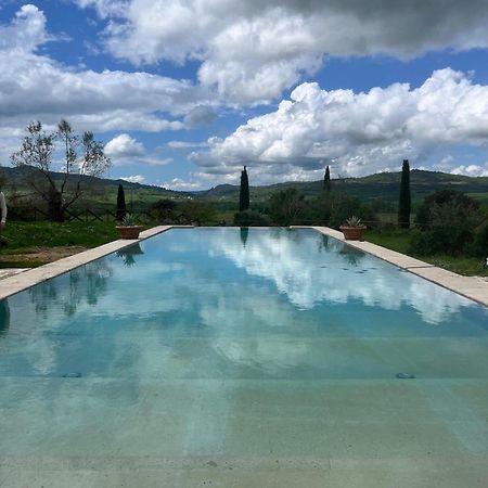 Agriturismo Le Sorbelle D'Orcia Con Piscina Пиенца Екстериор снимка
