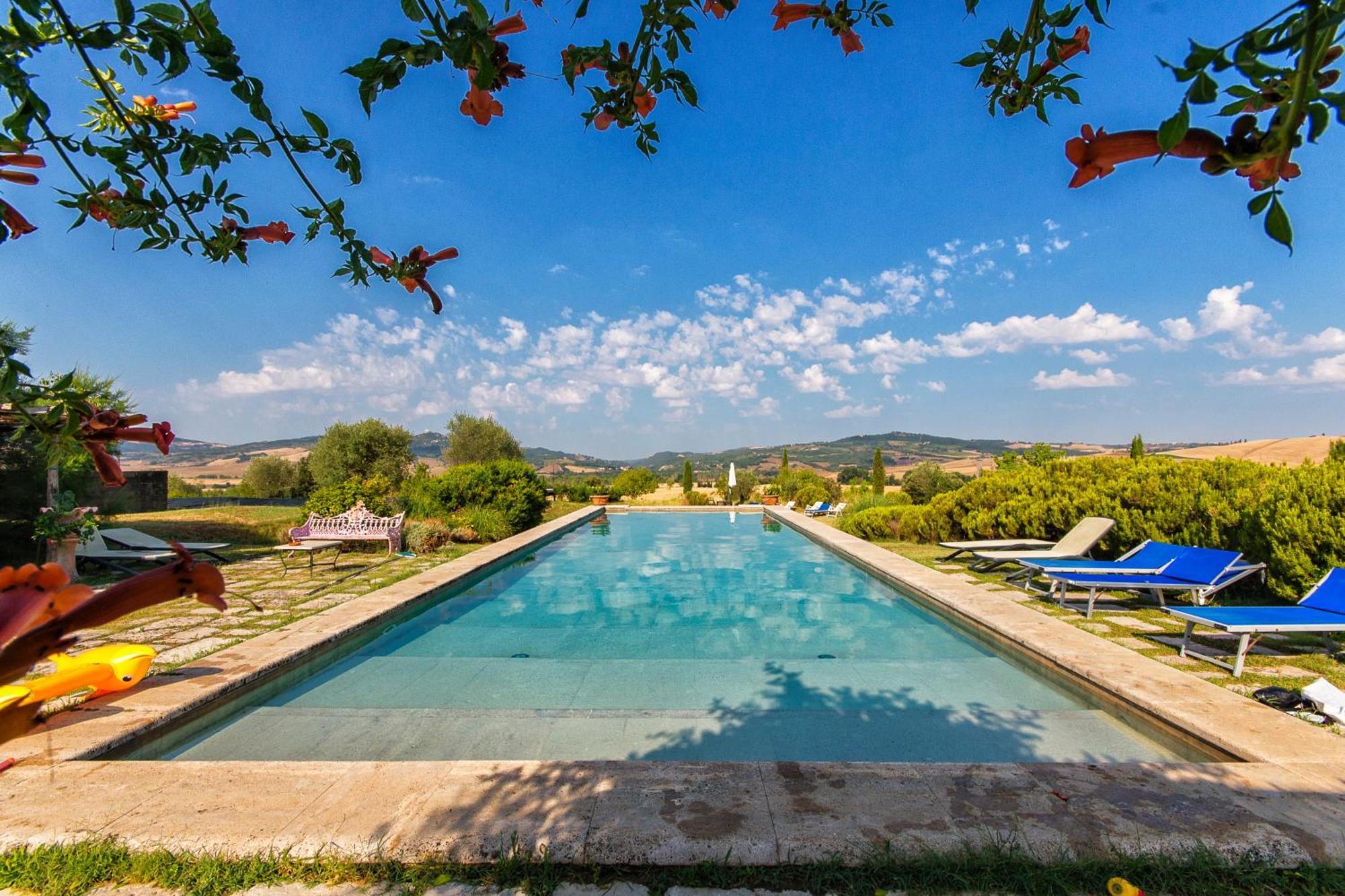 Agriturismo Le Sorbelle D'Orcia Con Piscina Пиенца Екстериор снимка