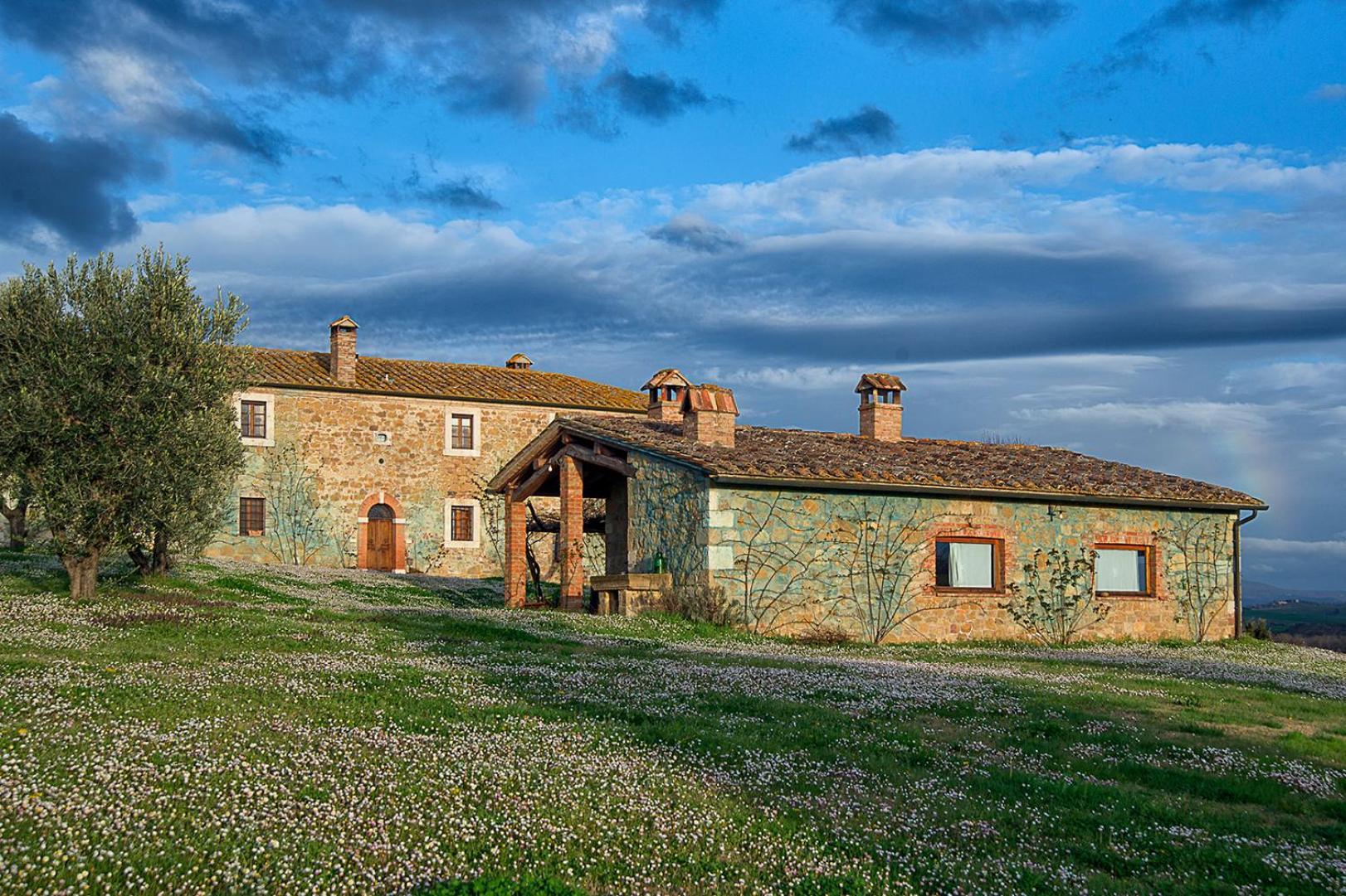 Agriturismo Le Sorbelle D'Orcia Con Piscina Пиенца Екстериор снимка