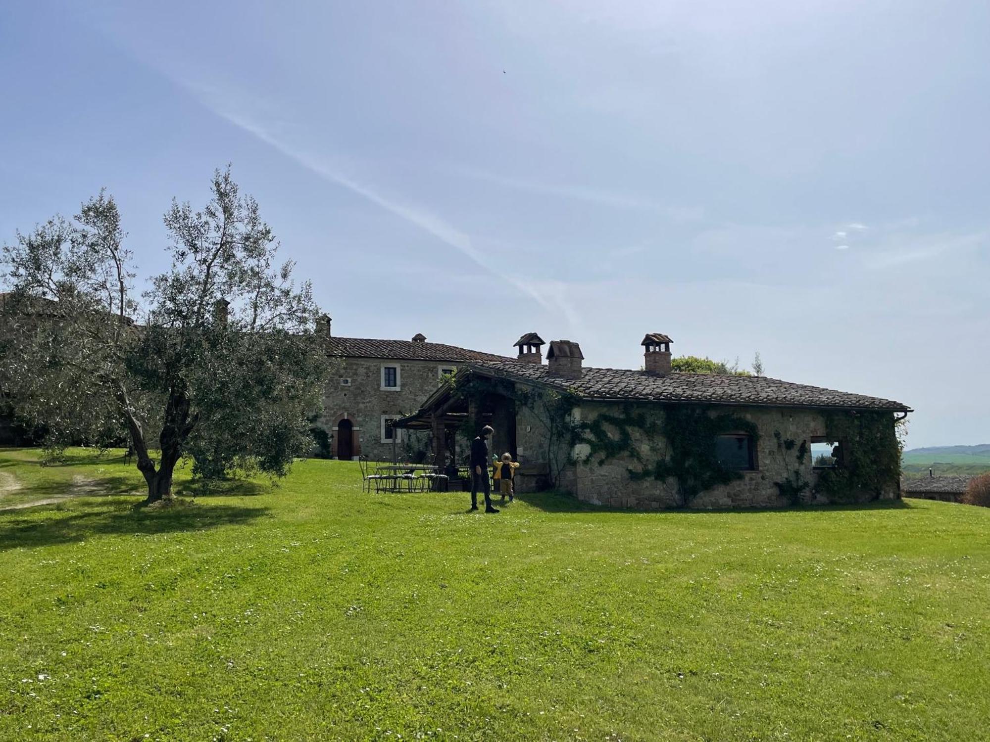 Agriturismo Le Sorbelle D'Orcia Con Piscina Пиенца Екстериор снимка